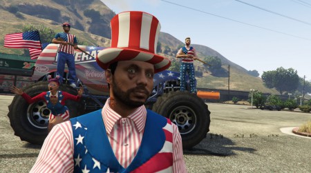 Selfie de Crash con Mehdi, Xorxe y Lucy